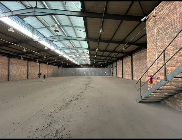 2,000M² WAREHOUSE TO LET IN BRAKPAN CENTRAL